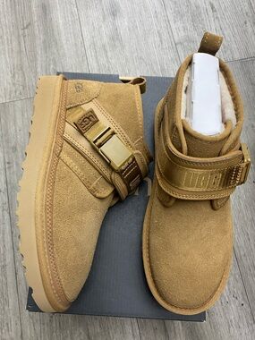 UGG Neumel Snapback Boots – Men’s Casual Chukka – Suede – Comfortable & Stylish